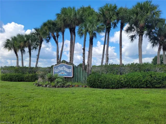 5291 River Blossom Ln, Labelle, Florida 33935