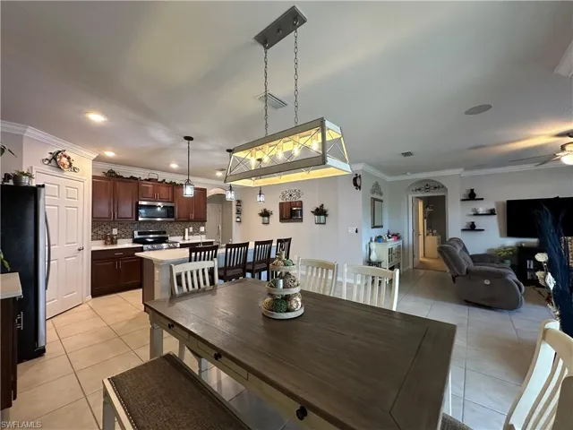 1708 Nw 29th Ter, Cape Coral, Florida 33993