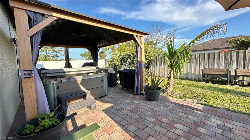 1708 Nw 29th Ter, Cape Coral, Florida 33993
