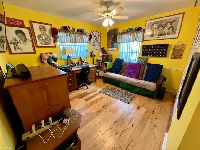 19944  Lake Vista  CIR, Lehigh Acres, FL 33936