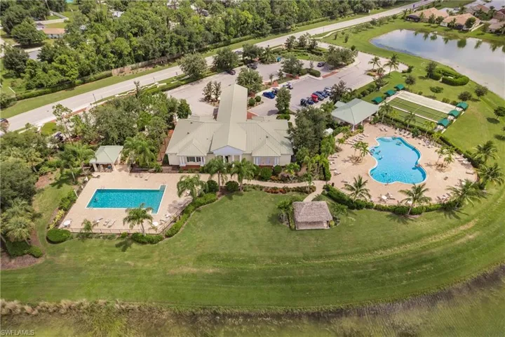 3780  Crosswater  DR, North Fort Myers, FL 33917