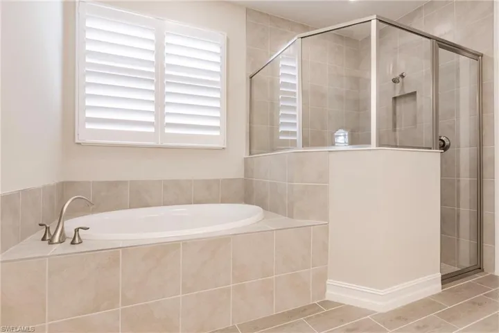 3780  Crosswater  DR, North Fort Myers, FL 33917