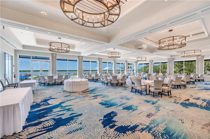 Main Clubhouse Dining.