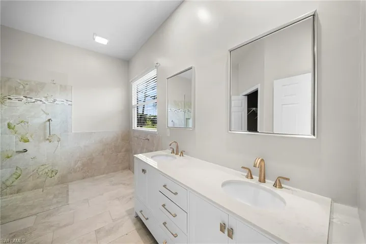 22777 Fountain Lakes Blvd, Estero, Florida 33928