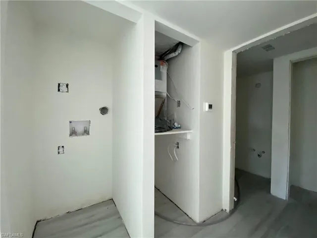Washroom with washer hookup