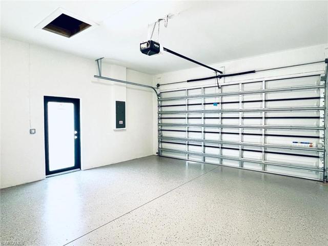 1121 Dixie AVE, LEHIGH ACRES FL 33972