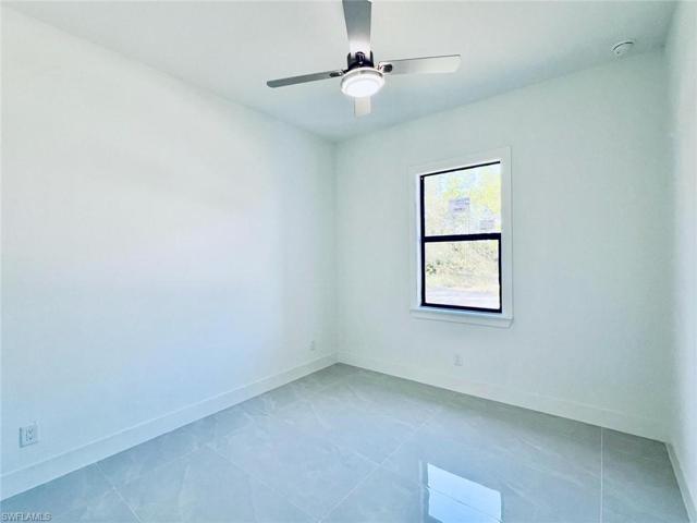 1121 Dixie AVE, LEHIGH ACRES FL 33972