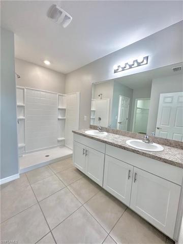 10610  Crossback  LN, Lehigh Acres, FL 33936