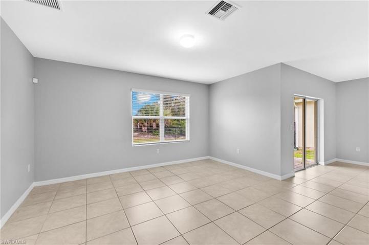 10610  Crossback  LN, Lehigh Acres, FL 33936
