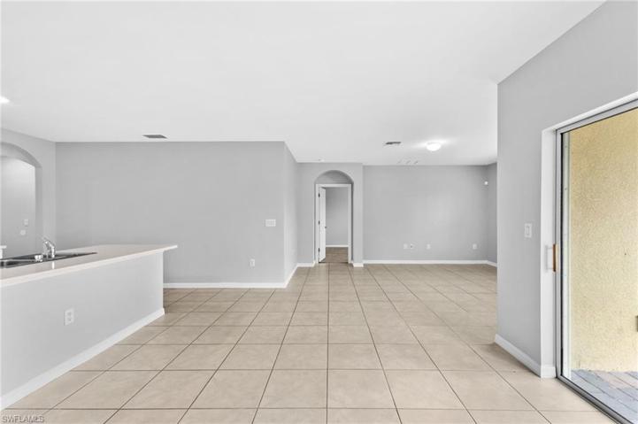 10610  Crossback  LN, Lehigh Acres, FL 33936