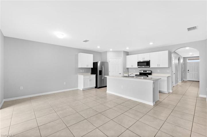 10610  Crossback  LN, Lehigh Acres, FL 33936