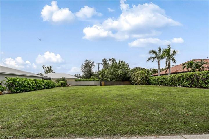 12271 McGregor BLVD, FORT MYERS FL 33919