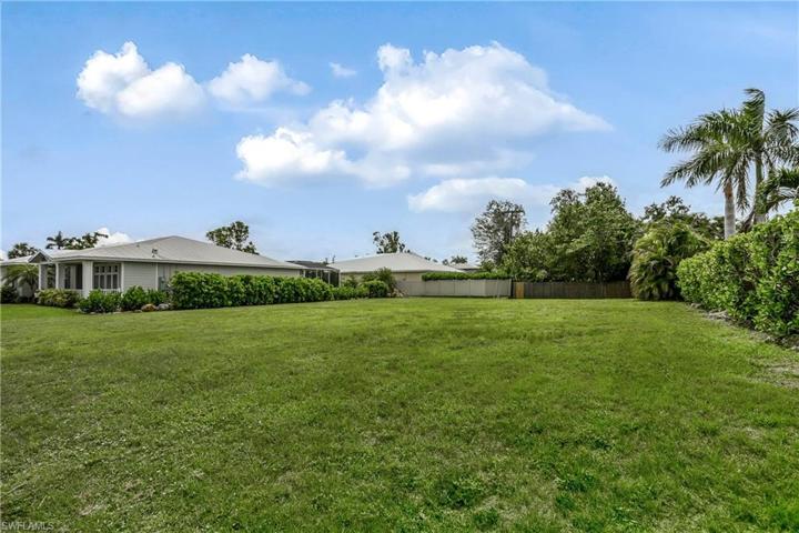 12271 McGregor BLVD, FORT MYERS FL 33919