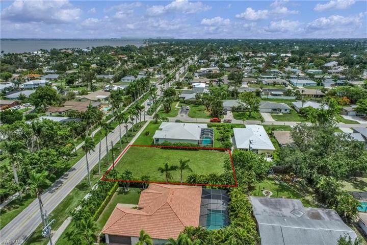 12271 McGregor BLVD, FORT MYERS FL 33919
