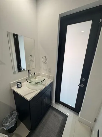 1 Nw 8th Ter, Cape Coral, Florida 33993