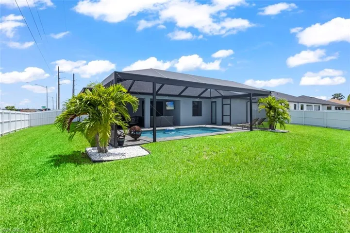 1 Nw 8th Ter, Cape Coral, Florida 33993