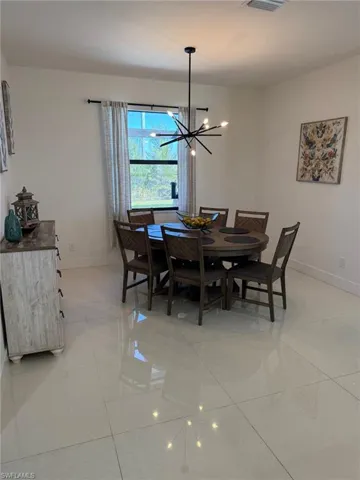 1 Nw 8th Ter, Cape Coral, Florida 33993