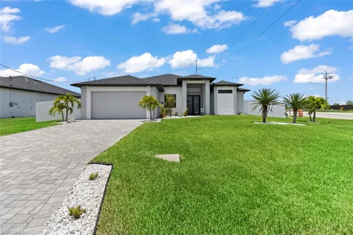 1 Nw 8th Ter, Cape Coral, Florida 33993