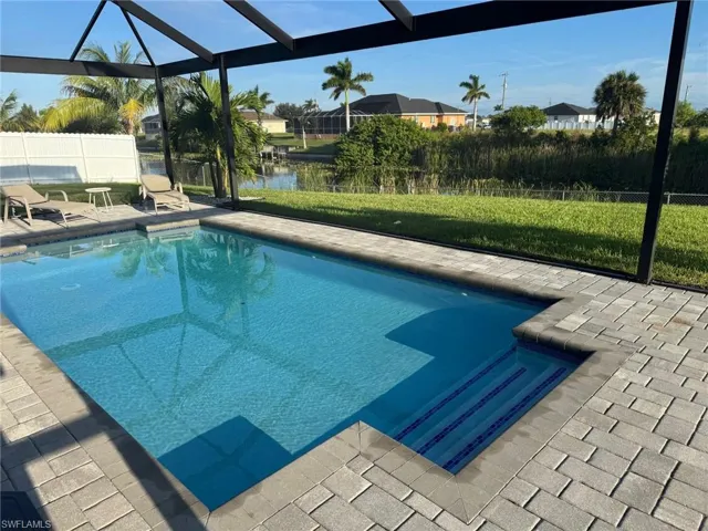 1 Nw 8th Ter, Cape Coral, Florida 33993
