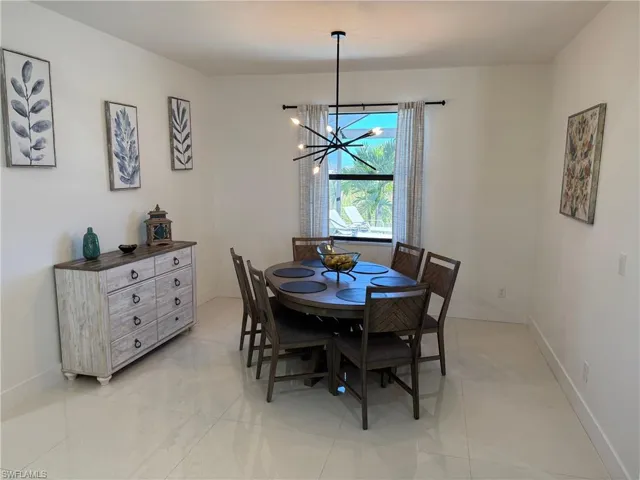 1 Nw 8th Ter, Cape Coral, Florida 33993