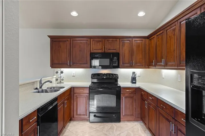 10309 Crepe Jasmine LN, FORT MYERS FL 33913