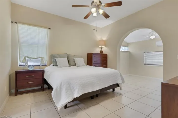 134 Se 18th St, Cape Coral, Florida 33990