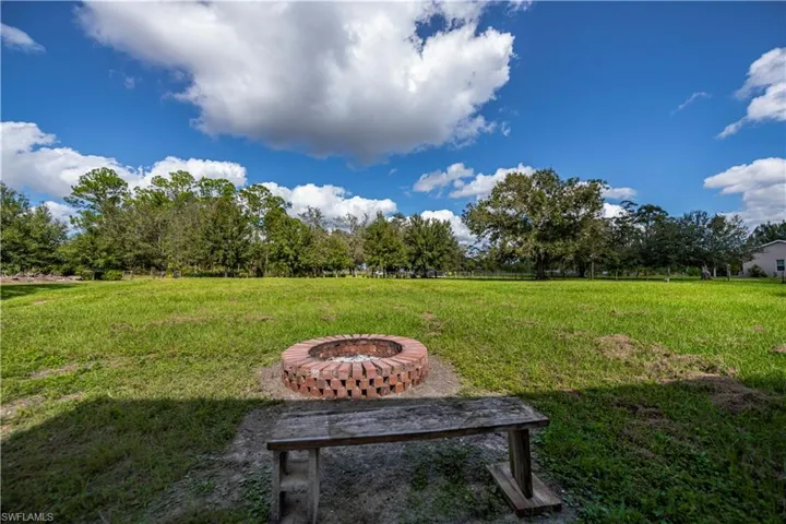 View of yard featuring a rural view