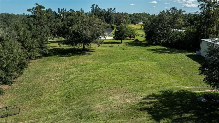 View of yard featuring a rural view