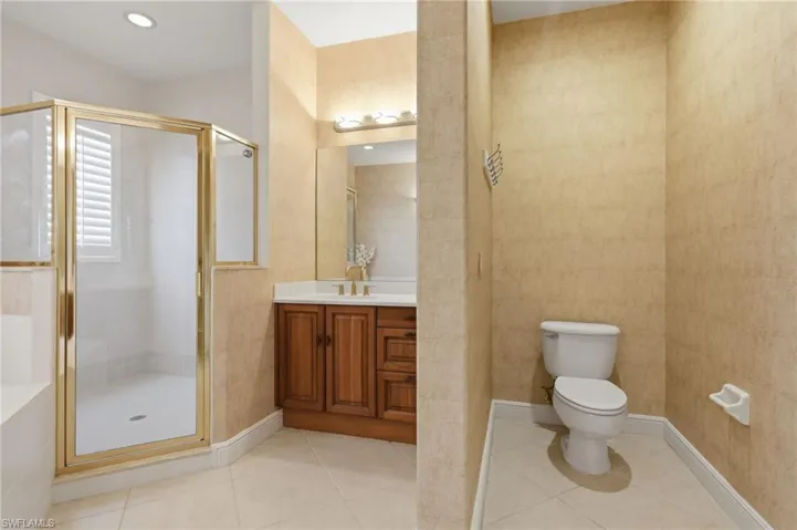 806 Regency Reserve Cir 904, Naples, Florida 34119