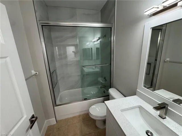 15091  Summit Place  CIR, Naples, FL 34119