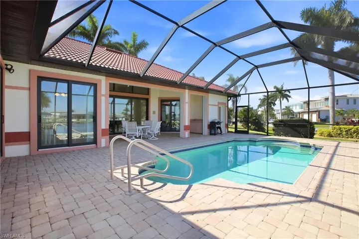 5072 Sorrento Ct, Cape Coral, Florida 33904