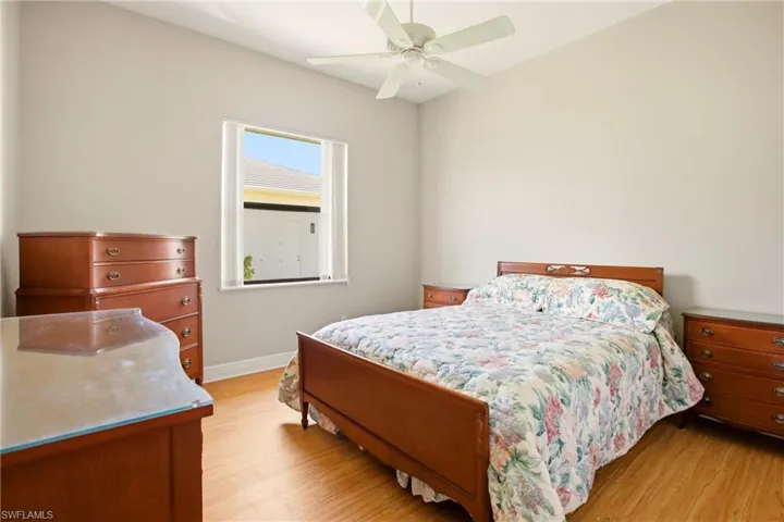 5072 Sorrento Ct, Cape Coral, Florida 33904