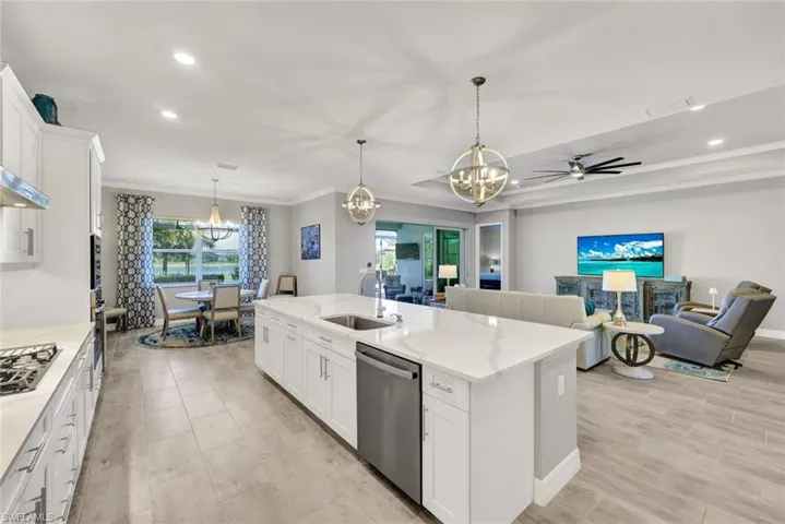 13480 Blue Bay Cir, Fort Myers, Florida 33913