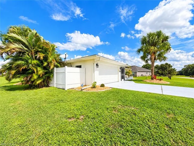 1535 Ultramarine Ln, Punta Gorda, Florida 33983