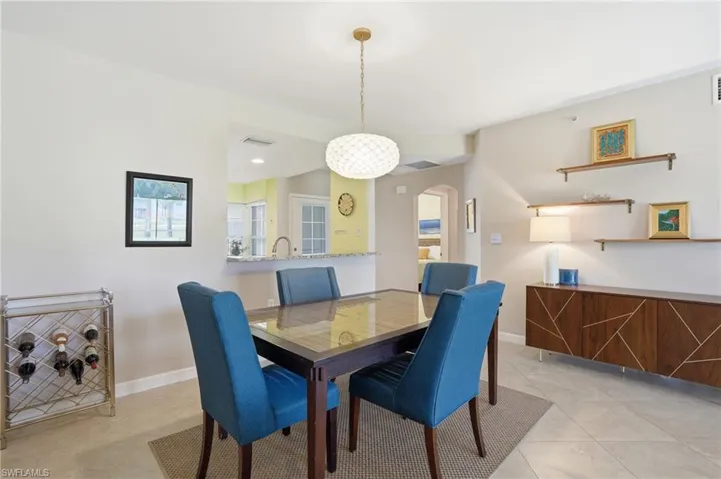 3039 Horizon Ln 2105, Naples, Florida 34109