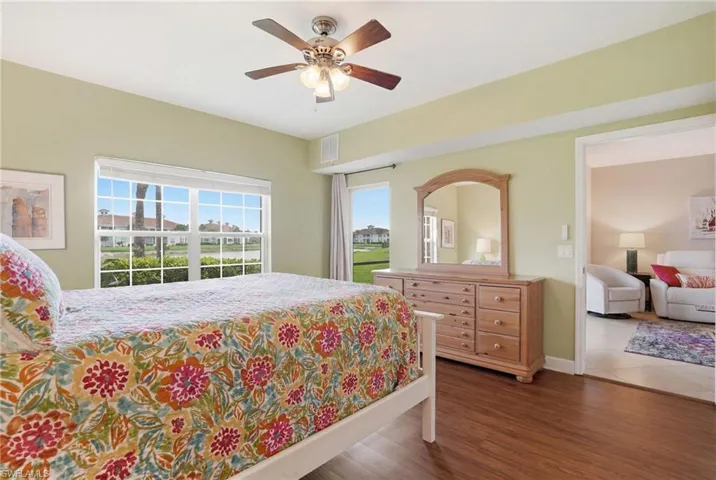 Main bedroom & Lake view
