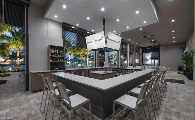 Paradise Patio Bar