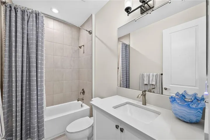 20702 Fair Oak Ln, Estero, Florida 33928