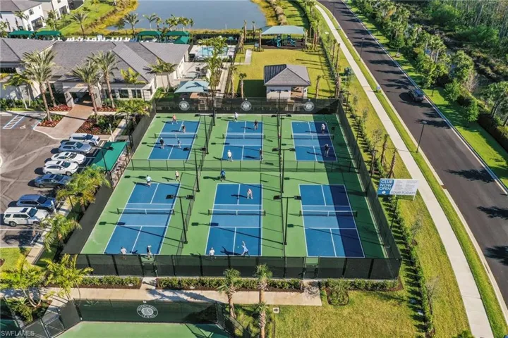 20702 Fair Oak Ln, Estero, Florida 33928
