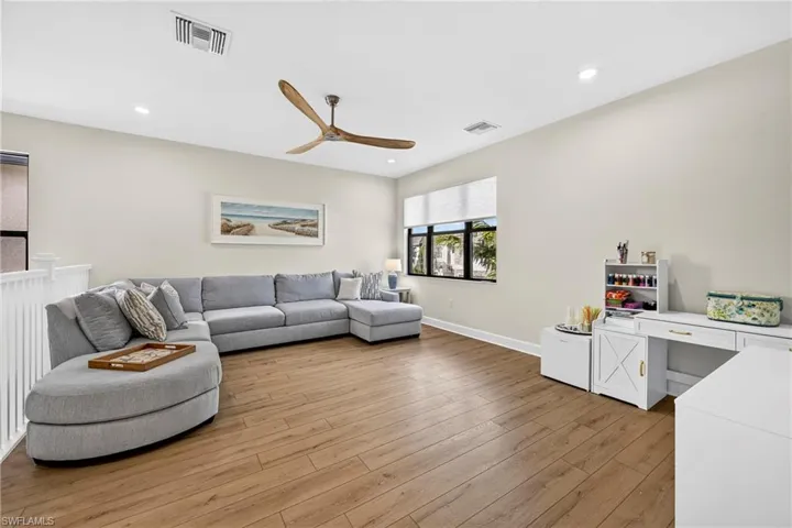 20702 Fair Oak Ln, Estero, Florida 33928