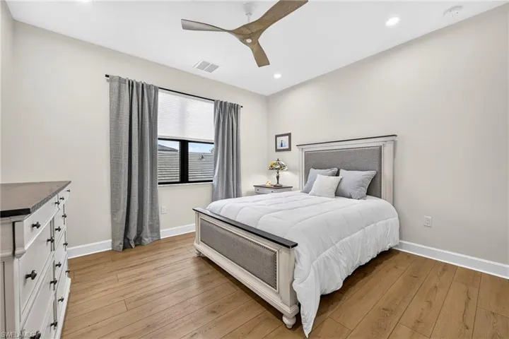 20702 Fair Oak Ln, Estero, Florida 33928