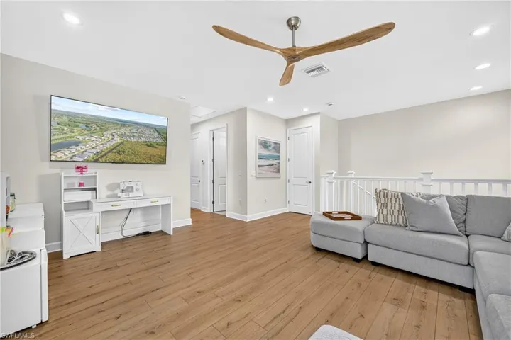 20702 Fair Oak Ln, Estero, Florida 33928