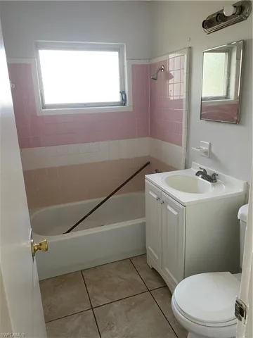 216 Oregon Way, Lehigh Acres, Florida 33936