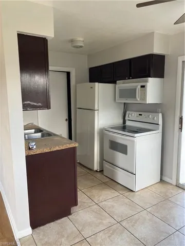 216 Oregon Way, Lehigh Acres, Florida 33936