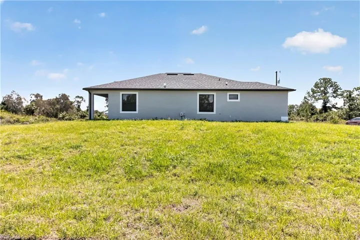 911 Panda Dr, Lehigh Acres, Florida 33974