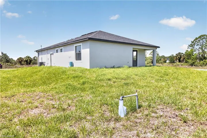 911 Panda Dr, Lehigh Acres, Florida 33974