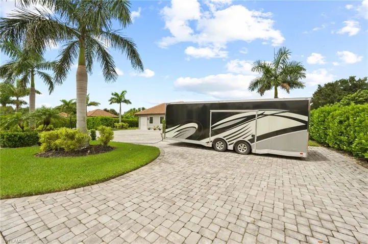 13364 Golden Palms Cir, Fort Myers, Florida 33913