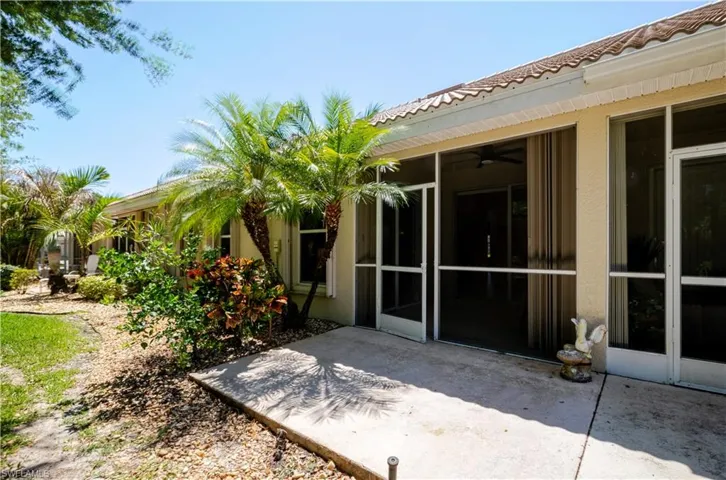 3600 Rue Alec Loop 4, North Fort Myers, Florida 33917
