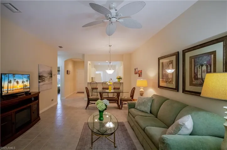 3600 Rue Alec Loop 4, North Fort Myers, Florida 33917