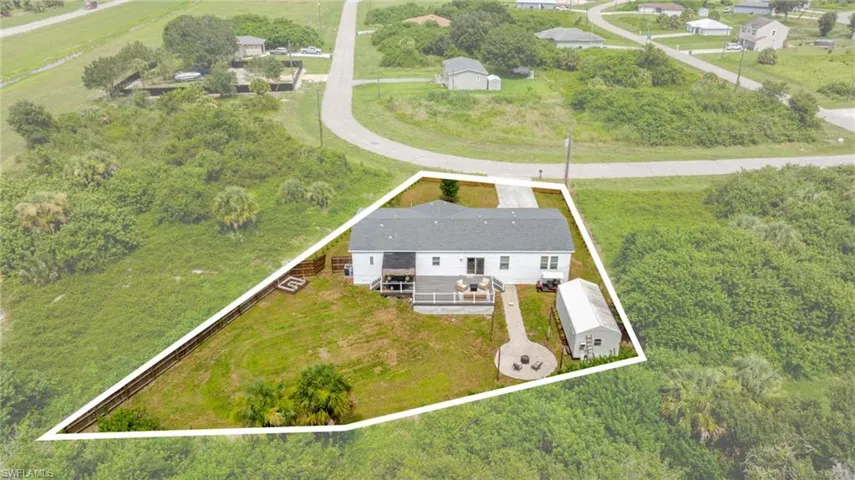 3005 Mignon Cir, Labelle, Florida 33935